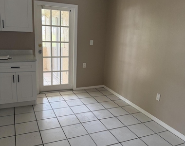 1337 Helvenston Street Nw - Photo Thumbnail 6