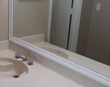 1337 Helvenston Street Nw - Photo Thumbnail 14