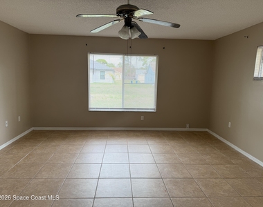 1337 Helvenston Street Nw - Photo Thumbnail 7