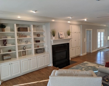 4309 Bowser Road - Photo Thumbnail 12