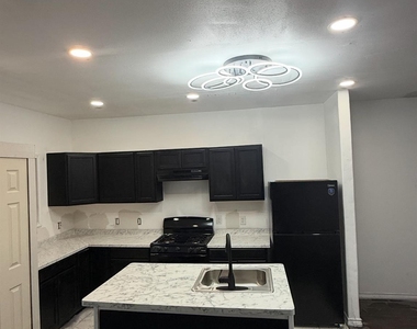 5519 Osprey Drive - Photo Thumbnail 5