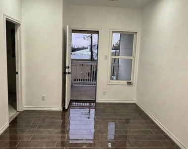 5519 Osprey Drive - Photo Thumbnail 17
