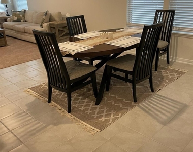 3019 Kastania Lane N - Photo Thumbnail 5