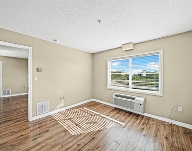 406 S Cedar Avenue - Photo Thumbnail 19
