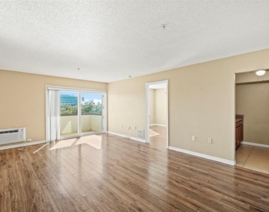 406 S Cedar Avenue - Photo Thumbnail 28
