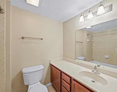 406 S Cedar Avenue - Photo Thumbnail 26