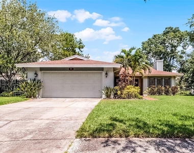8208 La Serena Drive - Photo Thumbnail 16