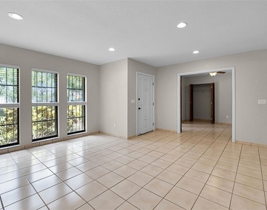 8208 La Serena Drive - Photo Thumbnail 4