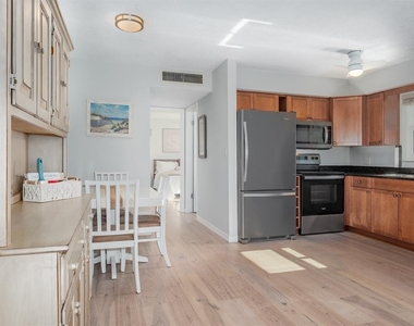 7151 Sunset Way - Photo Thumbnail 13