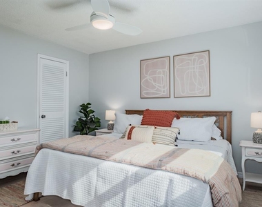 7151 Sunset Way - Photo Thumbnail 19