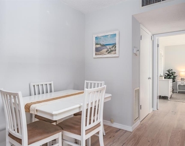 7151 Sunset Way - Photo Thumbnail 14
