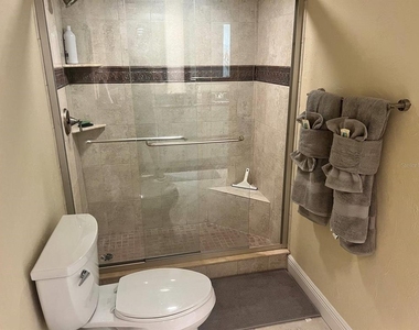 1125 W Peppertree Drive - Photo Thumbnail 8
