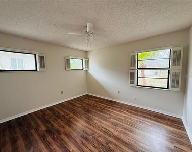 8992 Hernando Way - Photo Thumbnail 10