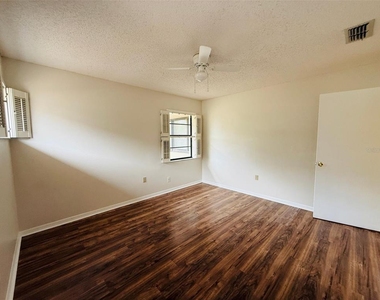 8992 Hernando Way - Photo Thumbnail 11