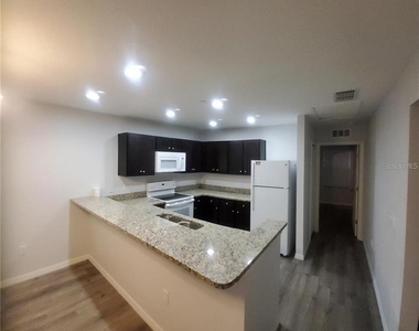 284 Gardner Lane - Photo Thumbnail 4
