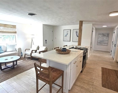 1210 S Maryknoll Road - Photo Thumbnail 14