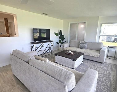 1210 S Maryknoll Road - Photo Thumbnail 16