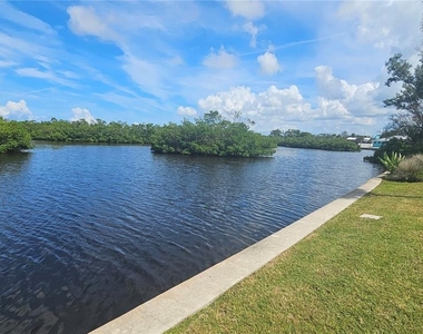 1210 S Maryknoll Road - Photo Thumbnail 31