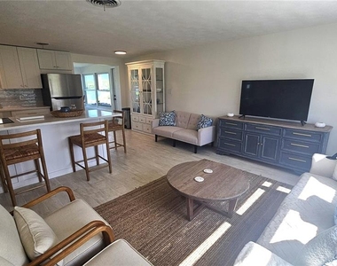 1210 S Maryknoll Road - Photo Thumbnail 10