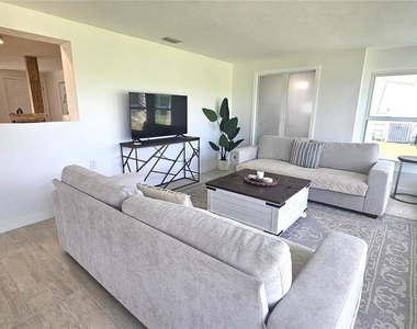 1210 S Maryknoll Road - Photo Thumbnail 19