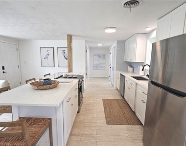 1210 S Maryknoll Road - Photo Thumbnail 12
