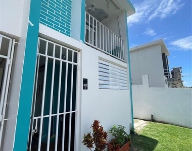 303 Coral Street - Photo Thumbnail 2