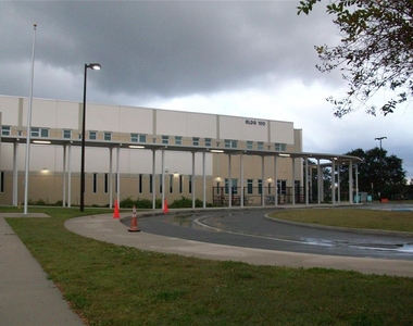 495 Las Cortes Lane - Photo Thumbnail 9