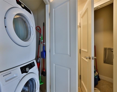 2801 Hill Street - Photo Thumbnail 23