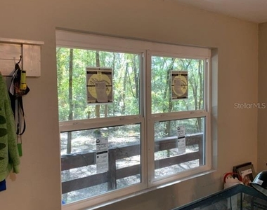 4919 Ne 18 Trail - Photo Thumbnail 1