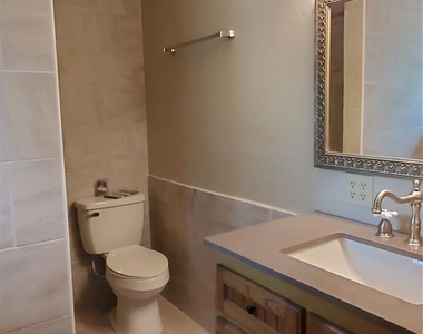4919 Ne 18 Trail - Photo Thumbnail 7