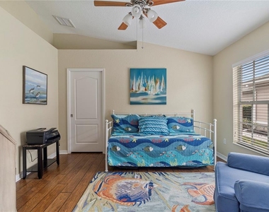 3533 Lakewood Boulevard - Photo Thumbnail 5