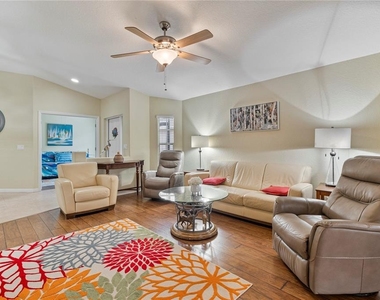 3533 Lakewood Boulevard - Photo Thumbnail 21