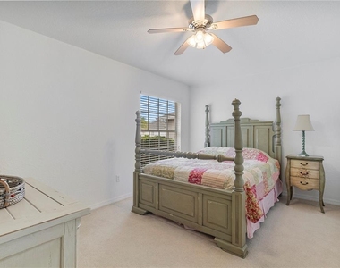 3533 Lakewood Boulevard - Photo Thumbnail 12