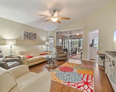 3533 Lakewood Boulevard - Photo Thumbnail 18