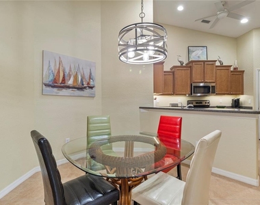 3533 Lakewood Boulevard - Photo Thumbnail 7