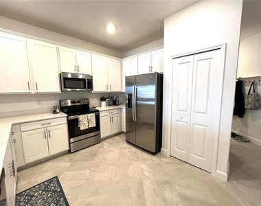 8787 Saint Kitts Circle - Photo Thumbnail 12
