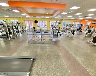 39 E Agate Avenue - Photo Thumbnail 2