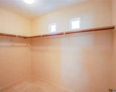 8808 Tierra Hope Court - Photo Thumbnail 24
