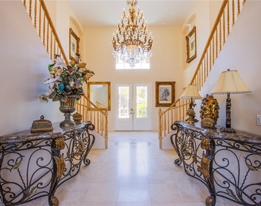 8808 Tierra Hope Court - Photo Thumbnail 9