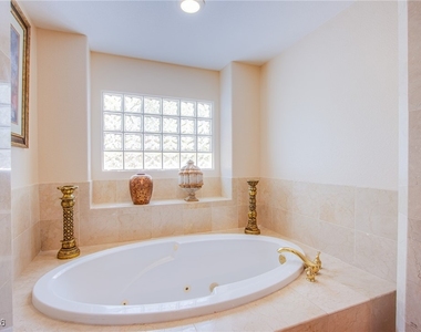 8808 Tierra Hope Court - Photo Thumbnail 22
