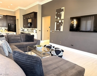 394 Highland Hills Court - Photo Thumbnail 33