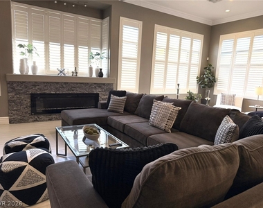 394 Highland Hills Court - Photo Thumbnail 28