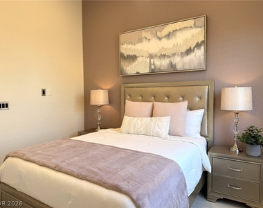 394 Highland Hills Court - Photo Thumbnail 49