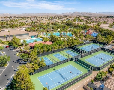 394 Highland Hills Court - Photo Thumbnail 10