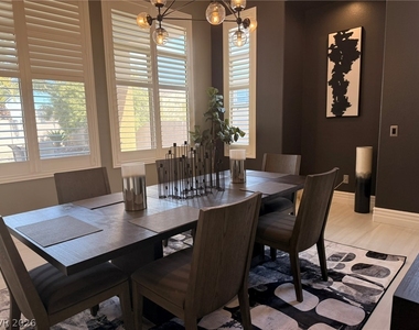 394 Highland Hills Court - Photo Thumbnail 56