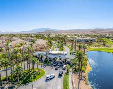 394 Highland Hills Court - Photo Thumbnail 2