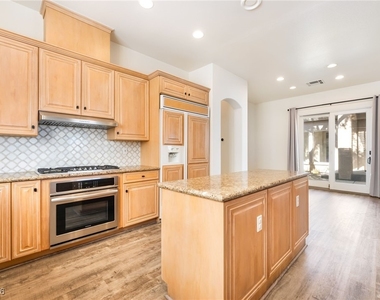 904 Pont Chartrain Drive - Photo Thumbnail 7