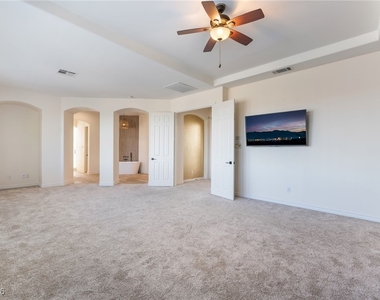 904 Pont Chartrain Drive - Photo Thumbnail 11