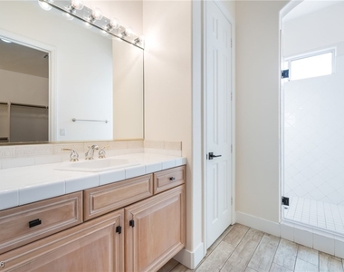 904 Pont Chartrain Drive - Photo Thumbnail 16