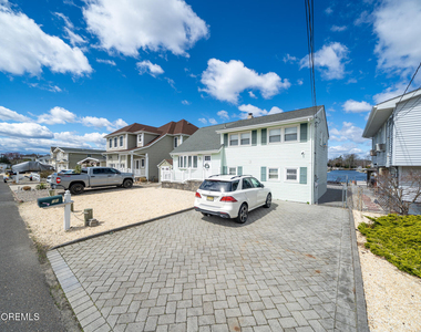 58 E Lagoona Drive - Photo Thumbnail 33